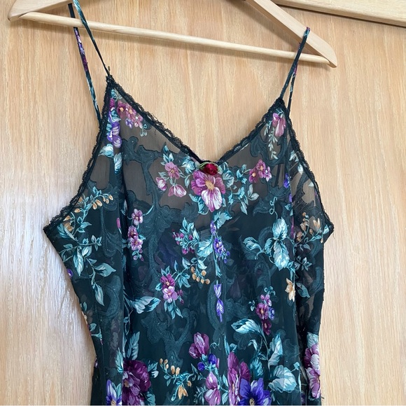 Moments vintage floral slip dress and robe! - Picture 3 of 10